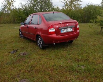 Красный ВАЗ Калина, объемом двигателя 1.6 л и пробегом 89 тыс. км за 2299 $, фото 4 на Automoto.ua