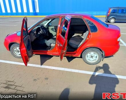 Красный ВАЗ Kalina, объемом двигателя 1.6 л и пробегом 0 тыс. км за 1600 $, фото 2 на Automoto.ua