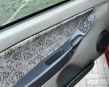 Красный ВАЗ Калина, объемом двигателя 1.6 л и пробегом 281 тыс. км за 2199 $, фото 34 на Automoto.ua