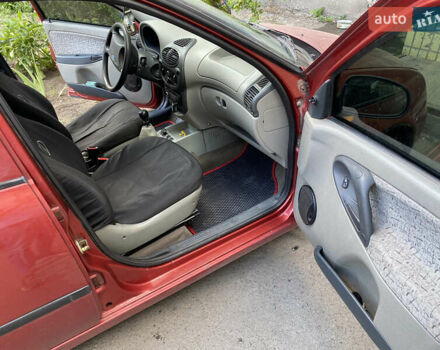 Красный ВАЗ Калина, объемом двигателя 1.6 л и пробегом 145 тыс. км за 2200 $, фото 8 на Automoto.ua