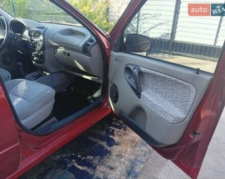 Красный ВАЗ Калина, объемом двигателя 1.6 л и пробегом 233 тыс. км за 1800 $, фото 12 на Automoto.ua