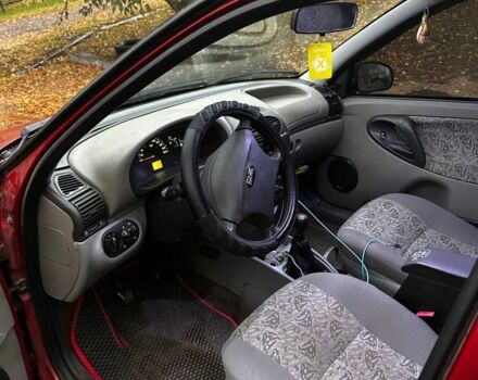 Красный ВАЗ Калина, объемом двигателя 1.6 л и пробегом 150 тыс. км за 2200 $, фото 9 на Automoto.ua