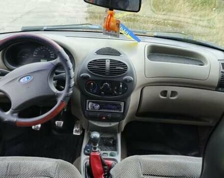 Красный ВАЗ Калина, объемом двигателя 1.6 л и пробегом 146 тыс. км за 2250 $, фото 2 на Automoto.ua