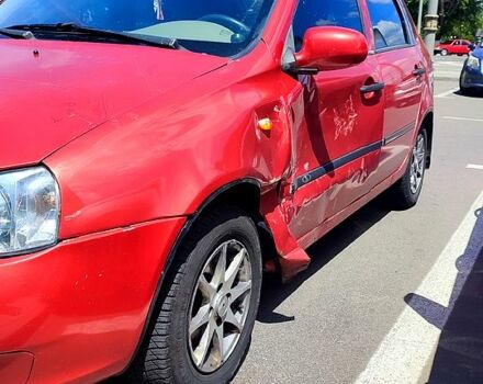 Красный ВАЗ Калина, объемом двигателя 1.6 л и пробегом 240 тыс. км за 1500 $, фото 10 на Automoto.ua