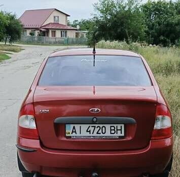 Красный ВАЗ Калина, объемом двигателя 1.6 л и пробегом 146 тыс. км за 2250 $, фото 6 на Automoto.ua