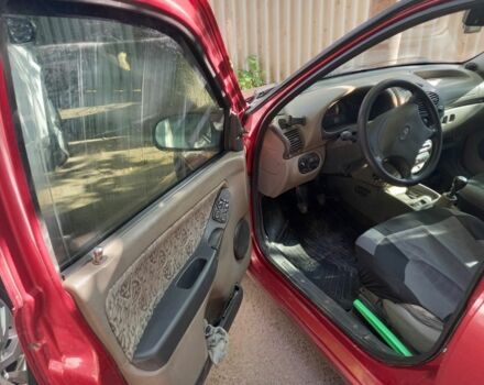 Красный ВАЗ Калина, объемом двигателя 1.6 л и пробегом 189 тыс. км за 1300 $, фото 3 на Automoto.ua