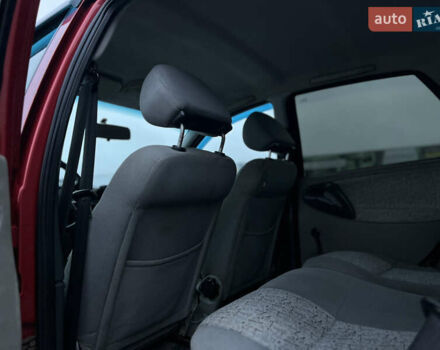 Красный ВАЗ Калина, объемом двигателя 1.6 л и пробегом 208 тыс. км за 1850 $, фото 18 на Automoto.ua