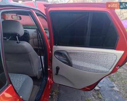 Красный ВАЗ Калина, объемом двигателя 1.6 л и пробегом 40 тыс. км за 3200 $, фото 18 на Automoto.ua