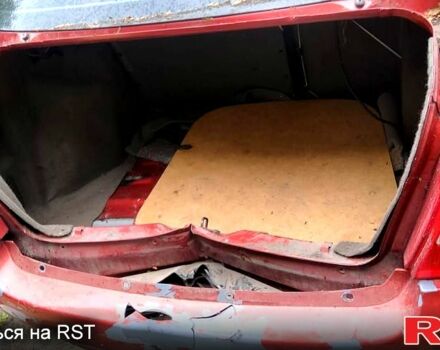 Красный ВАЗ Kalina, объемом двигателя 1.6 л и пробегом 170 тыс. км за 1500 $, фото 4 на Automoto.ua