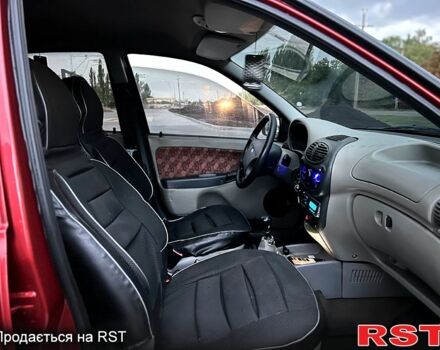 Червоний ВАЗ Калина, об'ємом двигуна 1.6 л та пробігом 190 тис. км за 1300 $, фото 8 на Automoto.ua