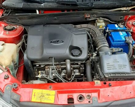 Красный ВАЗ Калина, объемом двигателя 1.6 л и пробегом 124 тыс. км за 2800 $, фото 8 на Automoto.ua