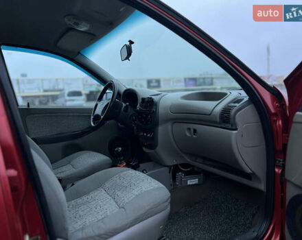 Красный ВАЗ Калина, объемом двигателя 1.6 л и пробегом 208 тыс. км за 1850 $, фото 21 на Automoto.ua