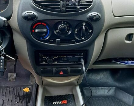 Красный ВАЗ Калина, объемом двигателя 1.6 л и пробегом 124 тыс. км за 2800 $, фото 7 на Automoto.ua