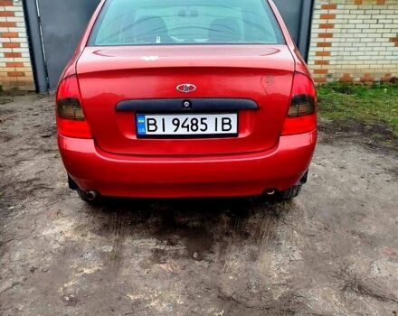 Красный ВАЗ Kalina, объемом двигателя 1.6 л и пробегом 100 тыс. км за 2100 $, фото 3 на Automoto.ua