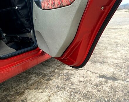 Червоний ВАЗ Kalina, об'ємом двигуна 1.6 л та пробігом 197 тис. км за 2350 $, фото 10 на Automoto.ua