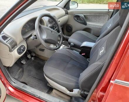 Красный ВАЗ Калина, объемом двигателя 1.6 л и пробегом 87 тыс. км за 2700 $, фото 3 на Automoto.ua