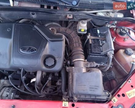 Красный ВАЗ Калина, объемом двигателя 1.6 л и пробегом 40 тыс. км за 3200 $, фото 10 на Automoto.ua