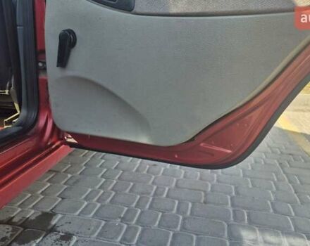 Красный ВАЗ Калина, объемом двигателя 1.6 л и пробегом 193 тыс. км за 3100 $, фото 5 на Automoto.ua