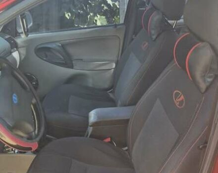 Красный ВАЗ Калина, объемом двигателя 1.6 л и пробегом 193 тыс. км за 3100 $, фото 7 на Automoto.ua