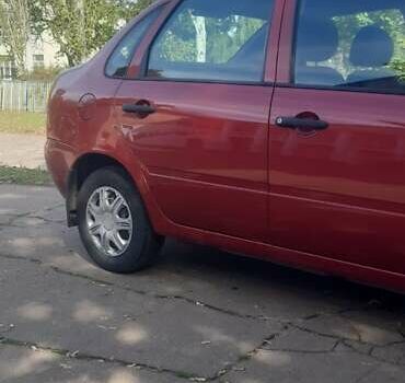ВАЗ Калина 2008 в Александрие на Automoto.ua Красный ВАЗ Калина, объемом двигателя 1.6 л и пробегом 168 тыс. км за 2300 $, фото 12 на Automoto.ua