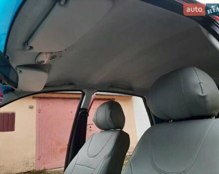 Красный ВАЗ Калина, объемом двигателя 1.6 л и пробегом 146 тыс. км за 2350 $, фото 36 на Automoto.ua
