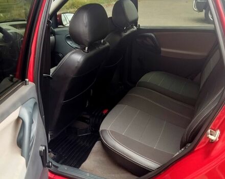 Красный ВАЗ Kalina, объемом двигателя 1.4 л и пробегом 0 тыс. км за 2700 $, фото 5 на Automoto.ua