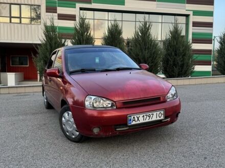 ВАЗ Калина 2005 в Славянске на Automoto.ua Красный ВАЗ Калина, объемом двигателя 1.6 л и пробегом 66 тыс. км за 1450 $, фото 1 на Automoto.ua