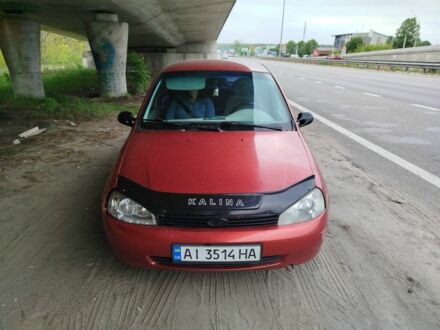 Красный ВАЗ Калина, объемом двигателя 1.6 л и пробегом 308 тыс. км за 1009 $, фото 1 на Automoto.ua