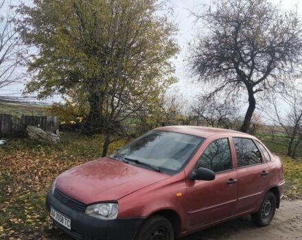 Красный ВАЗ Калина, объемом двигателя 1.6 л и пробегом 130 тыс. км за 1000 $, фото 1 на Automoto.ua