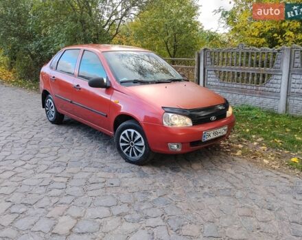 Красный ВАЗ Калина, объемом двигателя 1.6 л и пробегом 300 тыс. км за 1000 $, фото 1 на Automoto.ua
