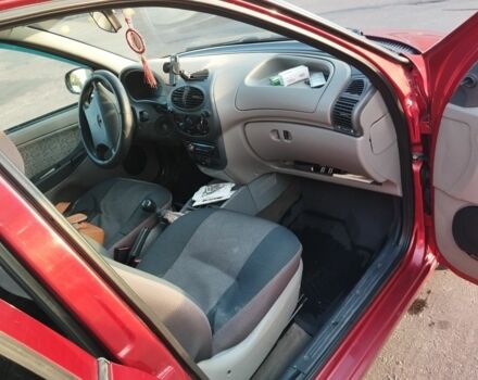 Красный ВАЗ Калина, объемом двигателя 1.6 л и пробегом 130 тыс. км за 1850 $, фото 1 на Automoto.ua