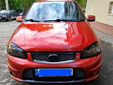 Красный ВАЗ Kalina, объемом двигателя 1.6 л и пробегом 135 тыс. км за 4500 $, фото 1 на Automoto.ua