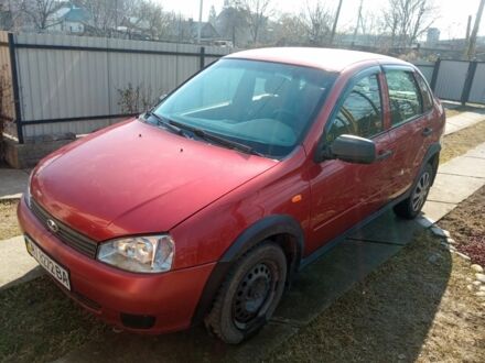 ВАЗ Калина 2010 у Чернівцях на Automoto.ua Червоний ВАЗ Калина, об'ємом двигуна 1.4 л та пробігом 134 тис. км за 1500 $, фото 1 на Automoto.ua