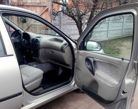 ВАЗ Kalina, объемом двигателя 1.6 л и пробегом 95 тыс. км за 2999 $, фото 3 на Automoto.ua