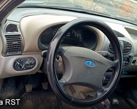 ВАЗ Kalina, об'ємом двигуна 1.4 л та пробігом 320 тис. км за 1400 $, фото 4 на Automoto.ua