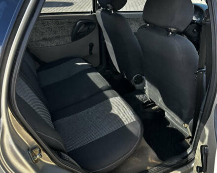 Жовтий ВАЗ Калина, об'ємом двигуна 1.6 л та пробігом 242 тис. км за 2700 $, фото 6 на Automoto.ua