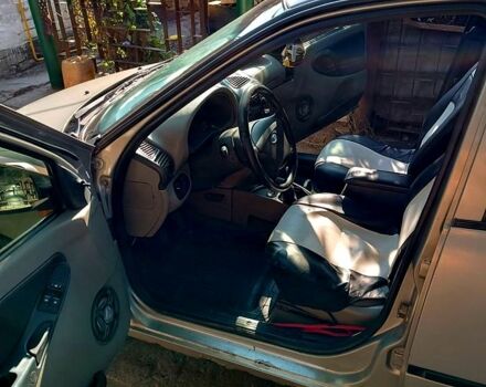 Желтый ВАЗ Калина, объемом двигателя 1.6 л и пробегом 250 тыс. км за 1190 $, фото 5 на Automoto.ua