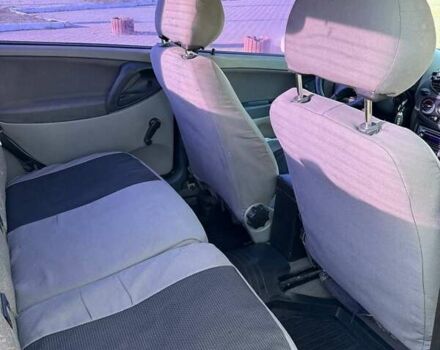 Желтый ВАЗ Калина, объемом двигателя 1.6 л и пробегом 205 тыс. км за 2500 $, фото 11 на Automoto.ua