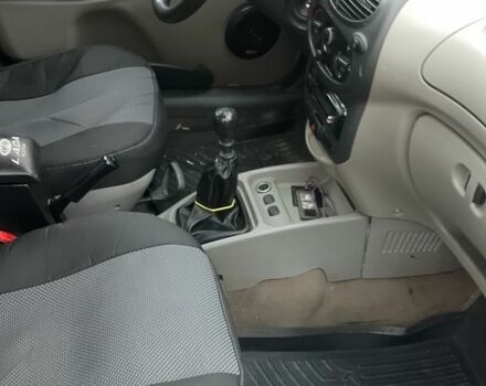 Жовтий ВАЗ Калина, об'ємом двигуна 1.6 л та пробігом 140 тис. км за 1800 $, фото 6 на Automoto.ua