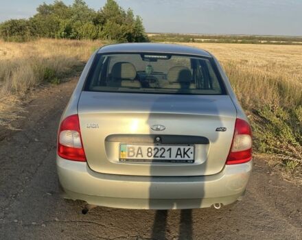 Желтый ВАЗ Калина, объемом двигателя 1.6 л и пробегом 214 тыс. км за 1400 $, фото 4 на Automoto.ua