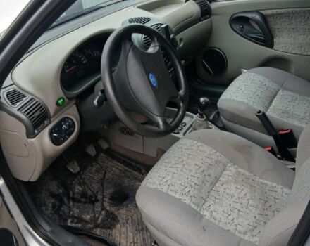 Серый ВАЗ Калина, объемом двигателя 1.6 л и пробегом 2 тыс. км за 2100 $, фото 3 на Automoto.ua