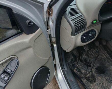 Серый ВАЗ Калина, объемом двигателя 1.6 л и пробегом 2 тыс. км за 2100 $, фото 4 на Automoto.ua