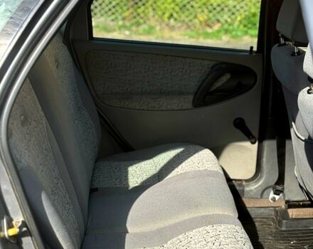 Серый ВАЗ Kalina, объемом двигателя 1.6 л и пробегом 160 тыс. км за 2400 $, фото 1 на Automoto.ua