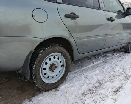 Серый ВАЗ Калина, объемом двигателя 1 л и пробегом 180 тыс. км за 2000 $, фото 2 на Automoto.ua