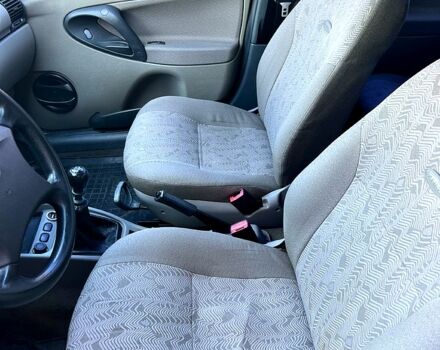 Серый ВАЗ Kalina, объемом двигателя 1.6 л и пробегом 210 тыс. км за 1799 $, фото 9 на Automoto.ua