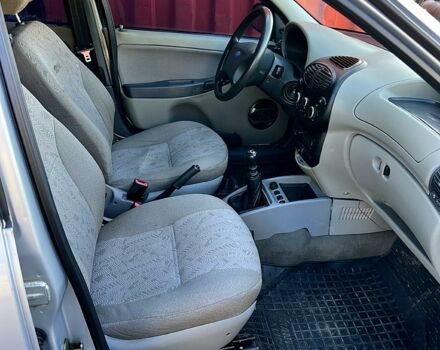 Серый ВАЗ Kalina, объемом двигателя 1.6 л и пробегом 210 тыс. км за 1799 $, фото 8 на Automoto.ua