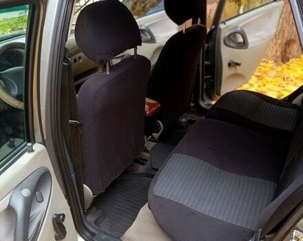 Сірий ВАЗ Kalina, об'ємом двигуна 1.6 л та пробігом 136 тис. км за 2500 $, фото 8 на Automoto.ua