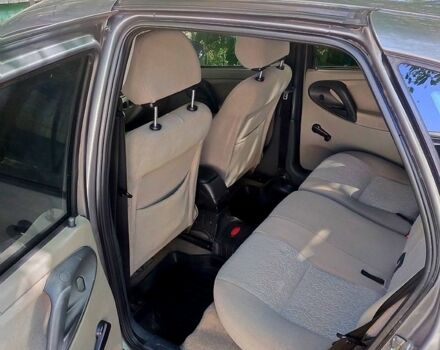 Серый ВАЗ Kalina, объемом двигателя 1.6 л и пробегом 154 тыс. км за 1800 $, фото 5 на Automoto.ua