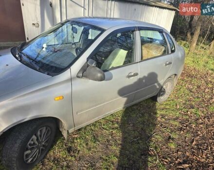 Серый ВАЗ Калина, объемом двигателя 1.6 л и пробегом 120 тыс. км за 2000 $, фото 1 на Automoto.ua