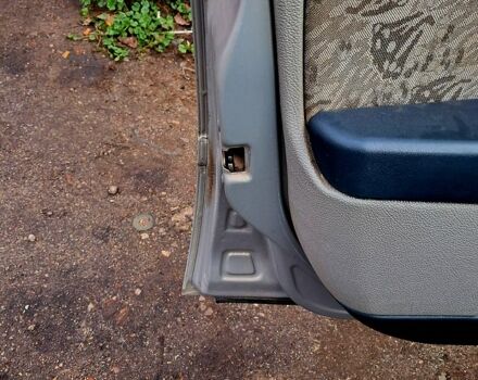 Сірий ВАЗ Kalina, об'ємом двигуна 1.6 л та пробігом 175 тис. км за 2000 $, фото 6 на Automoto.ua